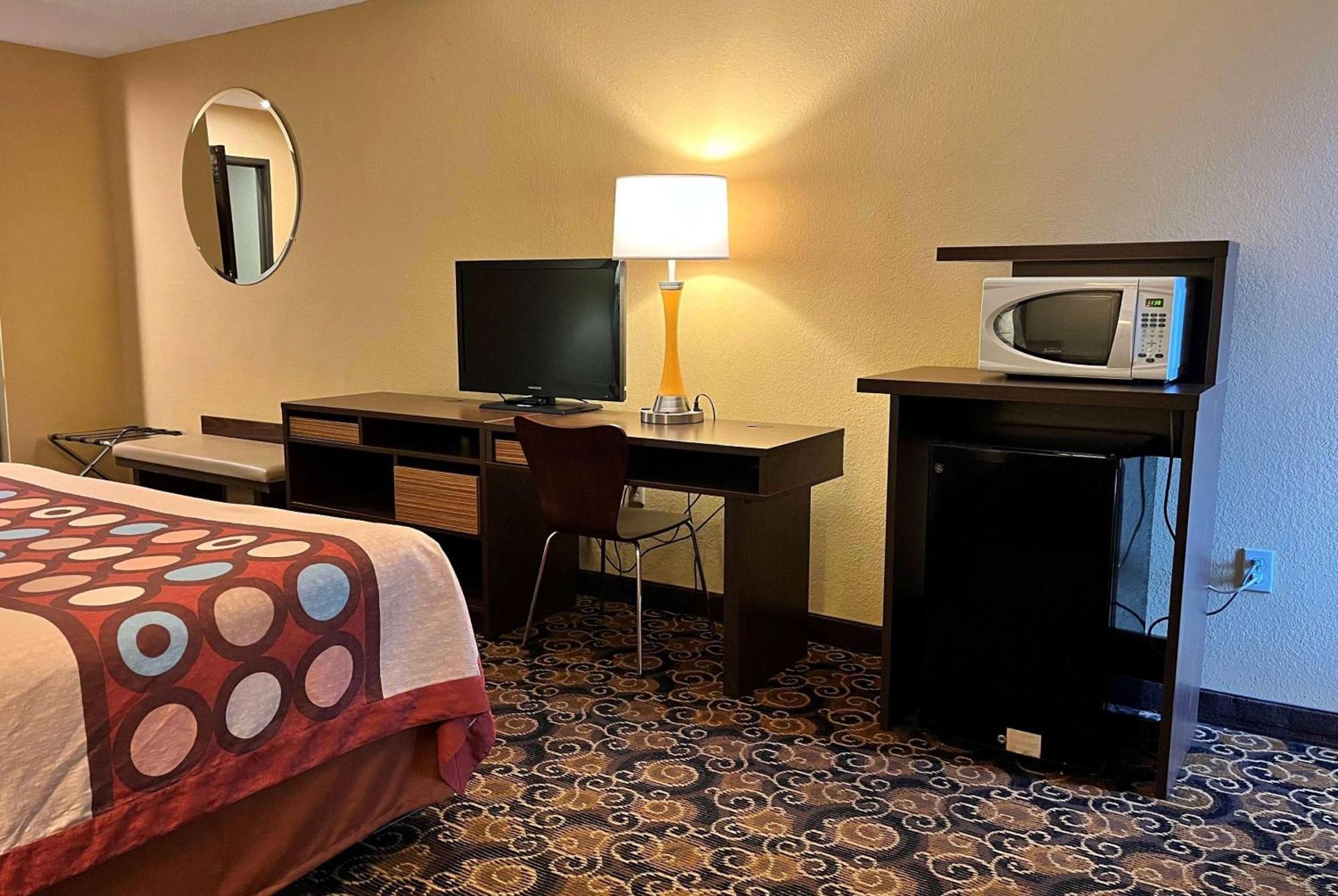 Motel Super 8 By Wyndham Evansville North Stacer